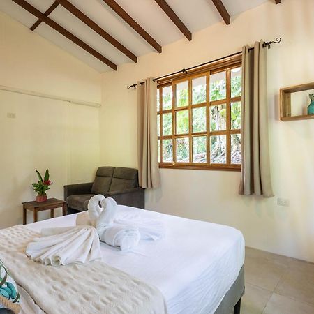Villa Pina Dorada Dependencia Del Hotel Casa Merlin Puerto Viejo de Talamanca ภายนอก รูปภาพ