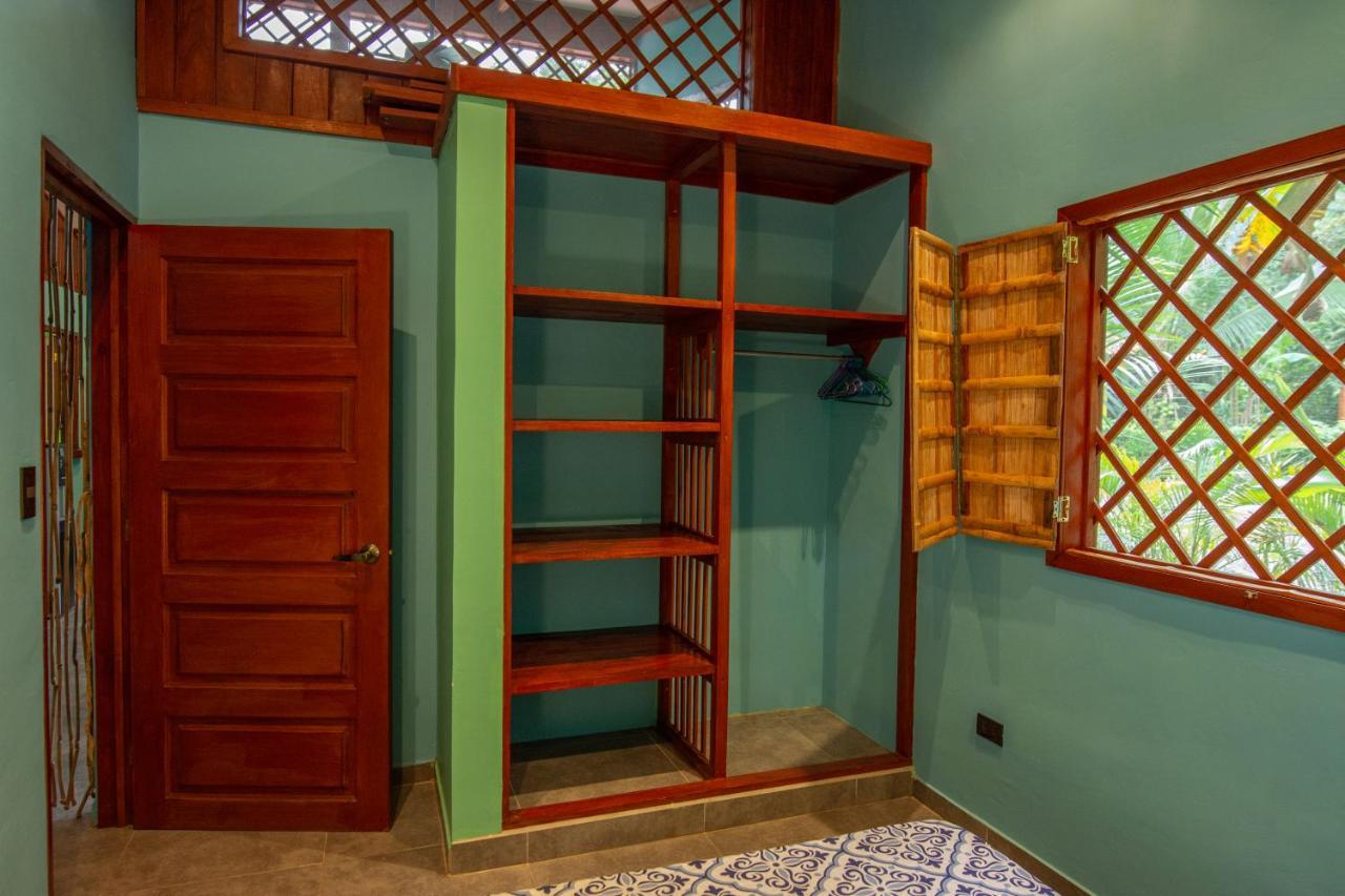 Villa Pina Dorada Dependencia Del Hotel Casa Merlin Puerto Viejo de Talamanca ภายนอก รูปภาพ
