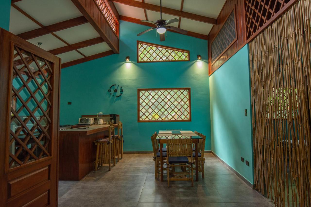 Villa Pina Dorada Dependencia Del Hotel Casa Merlin Puerto Viejo de Talamanca ภายนอก รูปภาพ