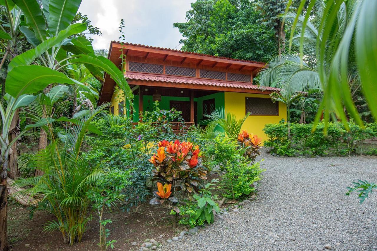 Villa Pina Dorada Dependencia Del Hotel Casa Merlin Puerto Viejo de Talamanca ภายนอก รูปภาพ