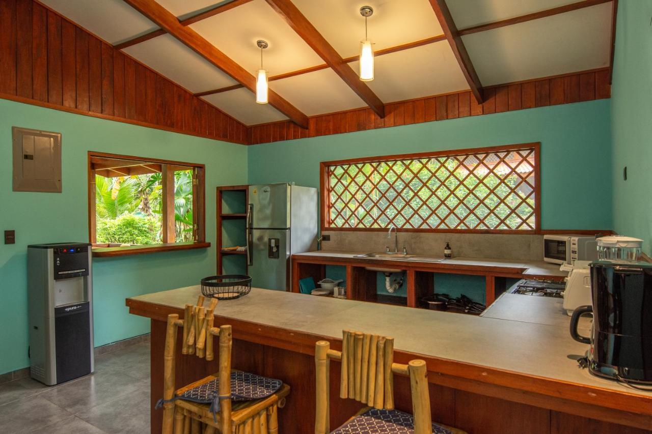 Villa Pina Dorada Dependencia Del Hotel Casa Merlin Puerto Viejo de Talamanca ภายนอก รูปภาพ