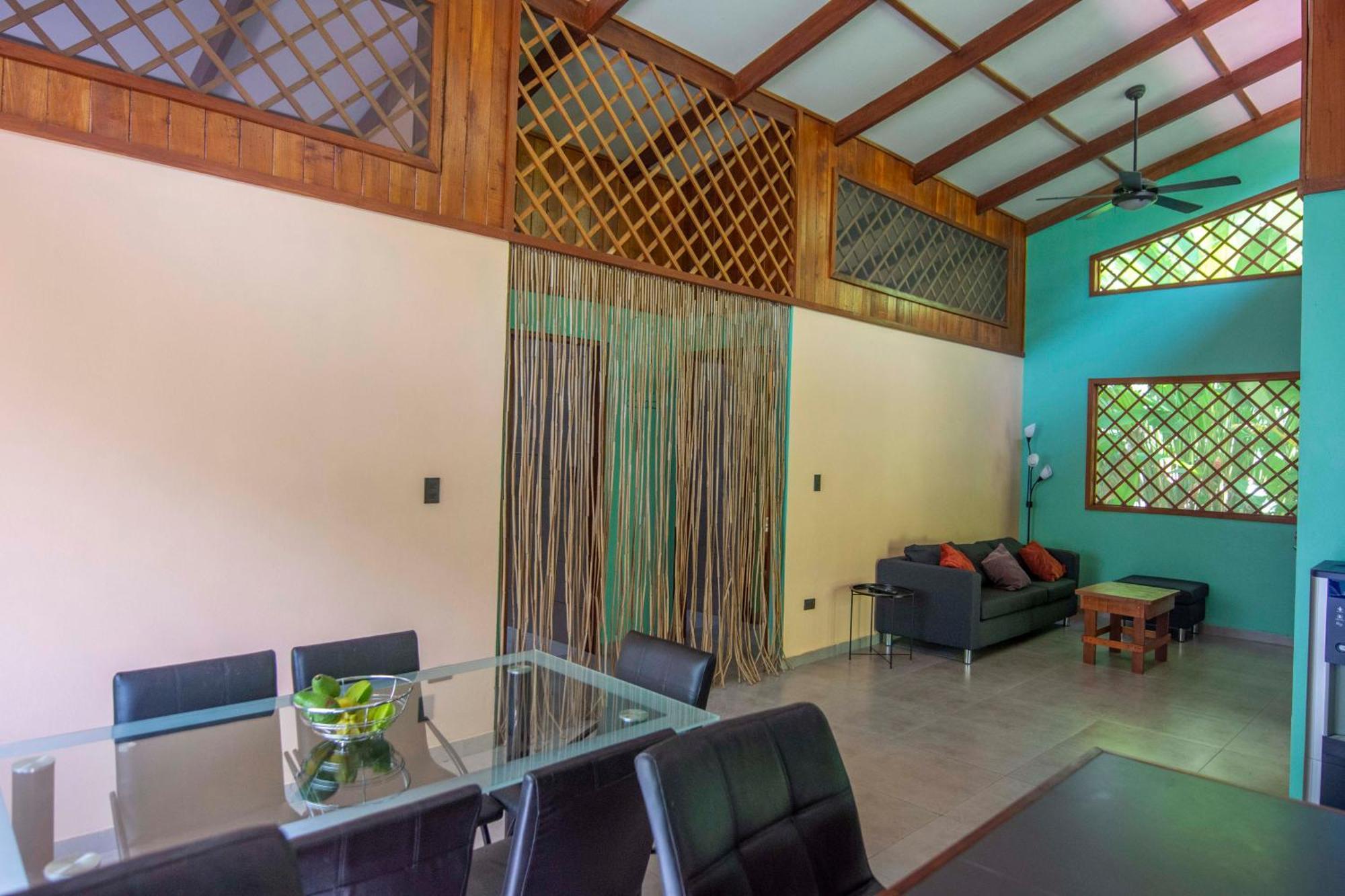 Villa Pina Dorada Dependencia Del Hotel Casa Merlin Puerto Viejo de Talamanca ภายนอก รูปภาพ