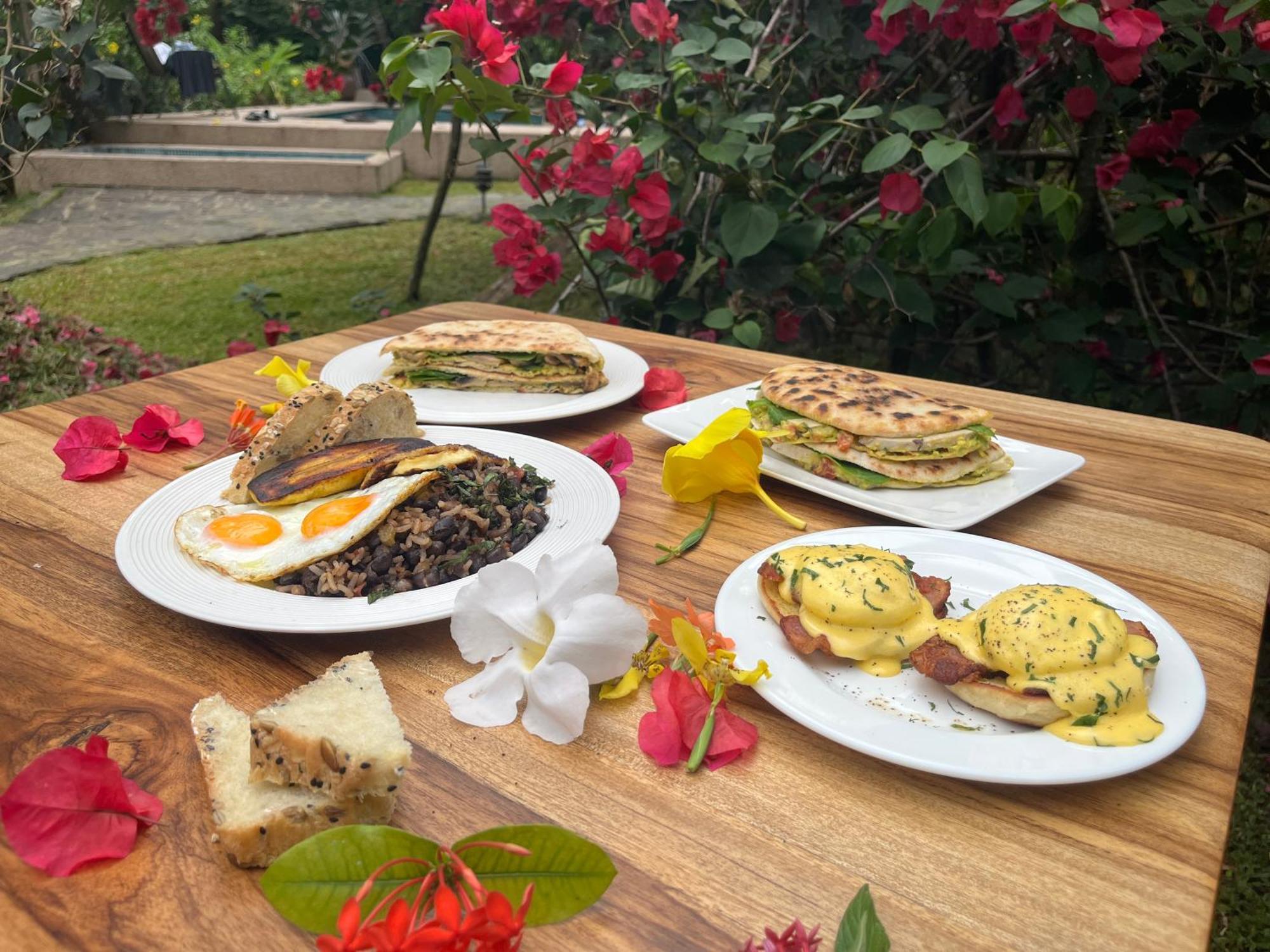 Villa Pina Dorada Dependencia Del Hotel Casa Merlin Puerto Viejo de Talamanca ภายนอก รูปภาพ