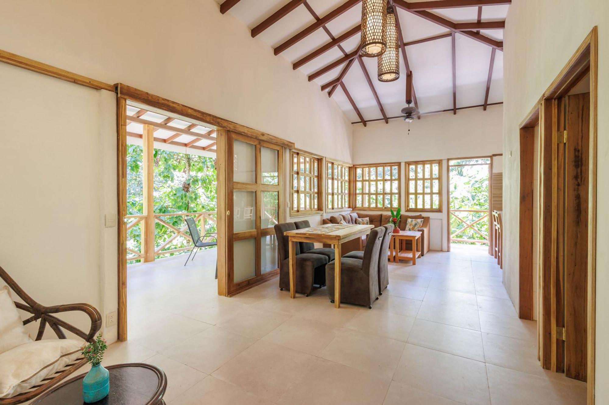 Villa Pina Dorada Dependencia Del Hotel Casa Merlin Puerto Viejo de Talamanca ภายนอก รูปภาพ