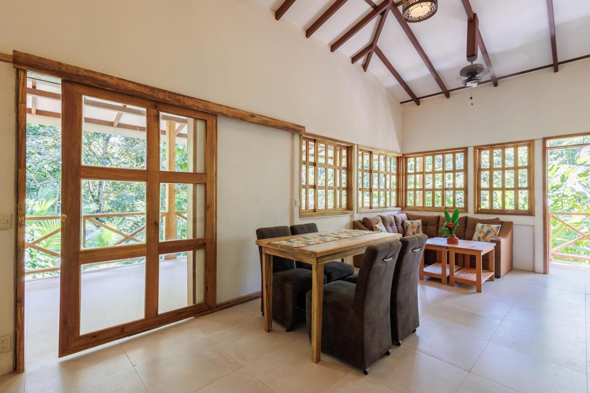 Villa Pina Dorada Dependencia Del Hotel Casa Merlin Puerto Viejo de Talamanca ภายนอก รูปภาพ